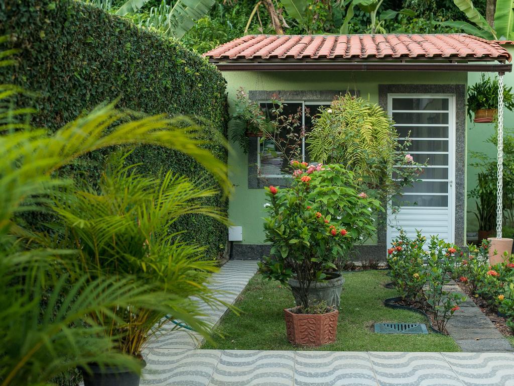 Studio Garden View